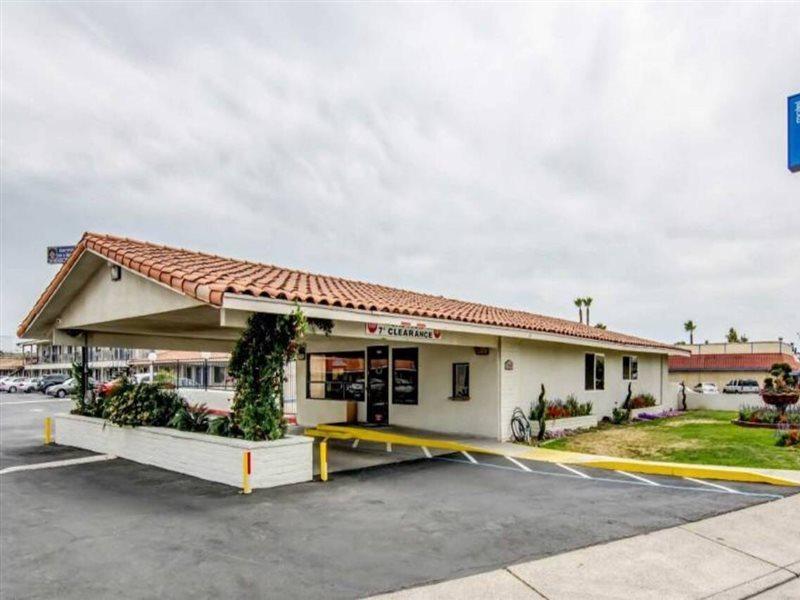Motel 6 Manteca Dış mekan fotoğraf