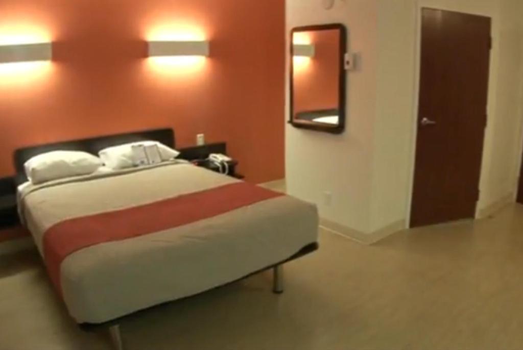 Motel 6 Manteca Dış mekan fotoğraf